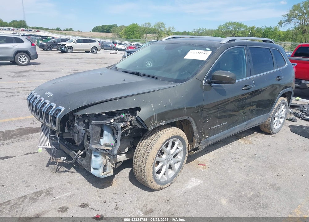 2015 JEEP CHEROKEE VIN: 1C4PJLCB4FW567019