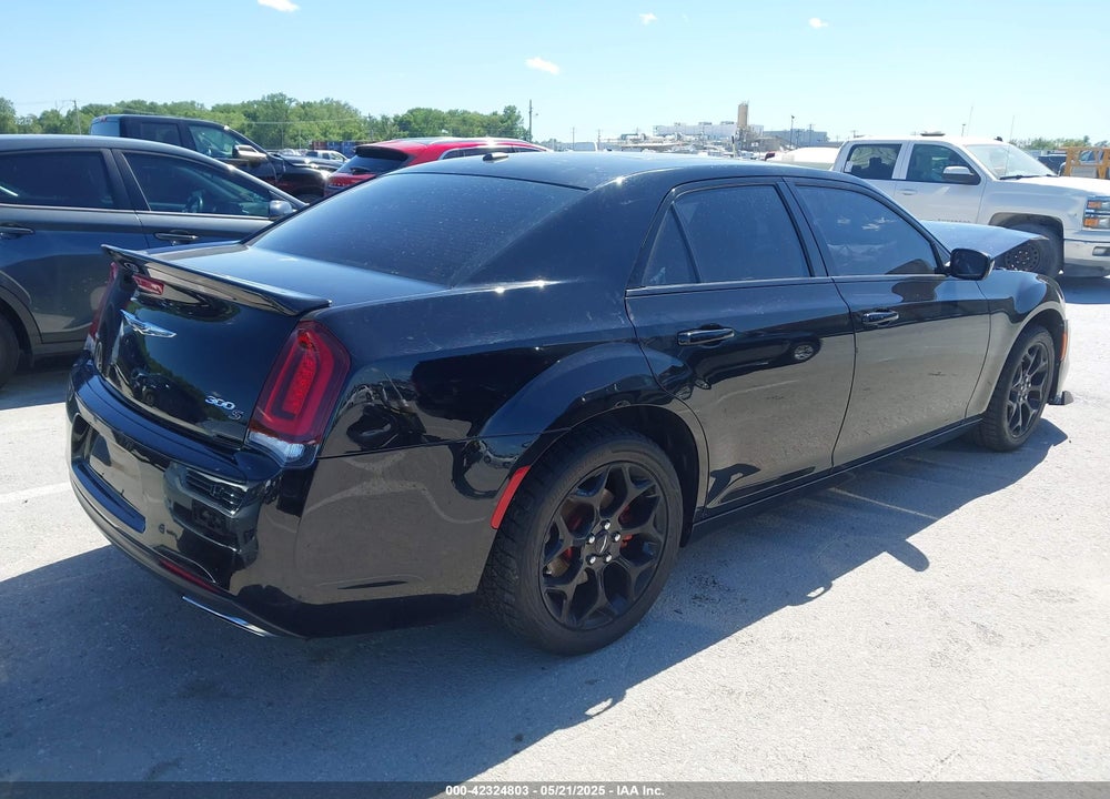 2016 CHRYSLER 300 VIN: 2C3CCAGG7GH244199