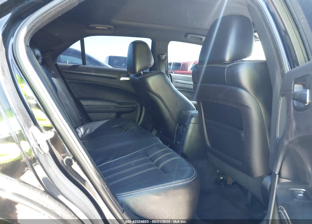 2016 CHRYSLER 300 VIN: 2C3CCAGG7GH244199