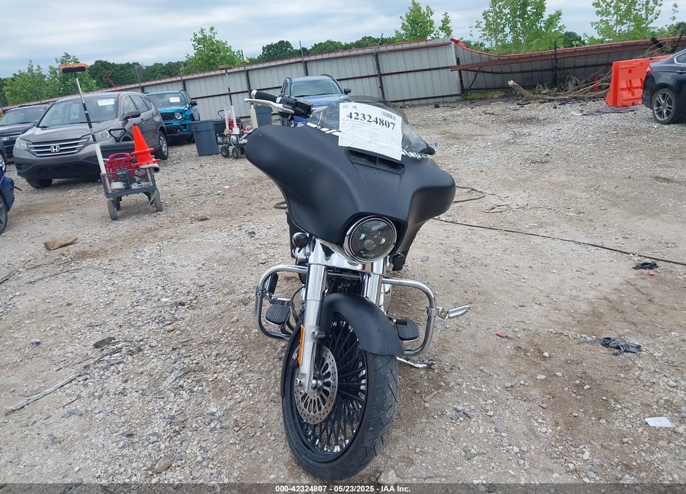 2020 HARLEY-DAVIDSON FLHX VIN: 1HD1KBC1XLB610753