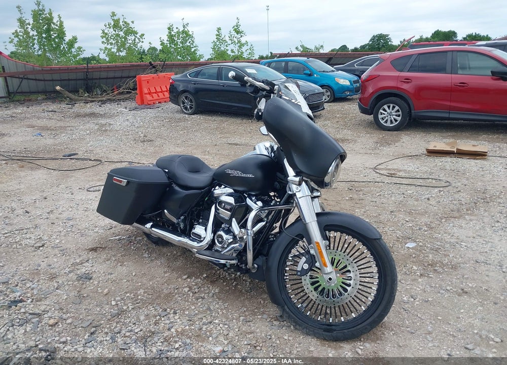 2020 HARLEY-DAVIDSON FLHX VIN: 1HD1KBC1XLB610753
