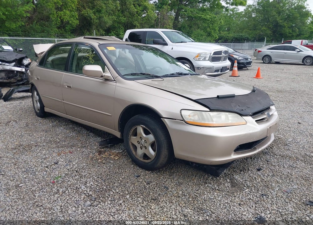 2000 HONDA ACCORD VIN: 1HGCG165XYA035976