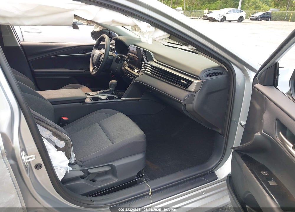 2025 TOYOTA CAMRY VIN: 4T1DAACK5SU121762