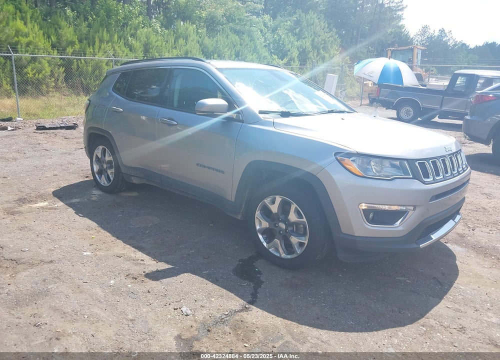 2019 JEEP COMPASS LIMITED FWD VIN: 3C4NJCCB1KT660054