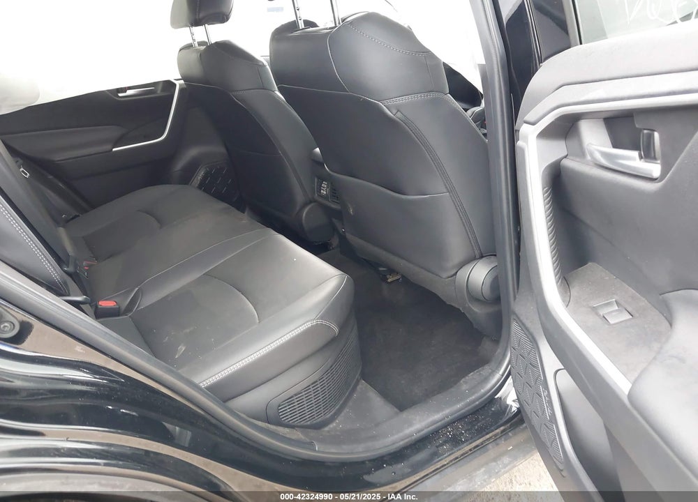 2023 TOYOTA RAV4 HYBRID XLE PREMIUM VIN: 4T3B6RFV6PU126643
