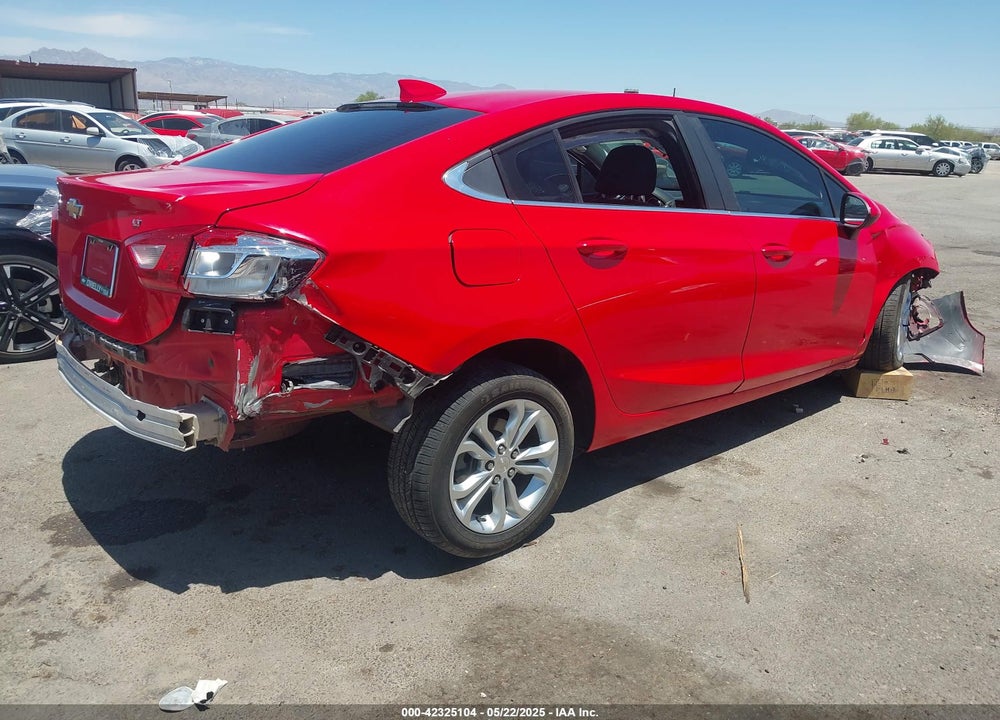 2019 CHEVROLET CRUZE LT VIN: 1G1BE5SM4K7122306