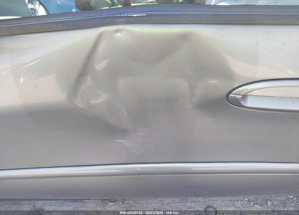 2002 FORD TAURUS SES VIN: 1FAFP55272G263065