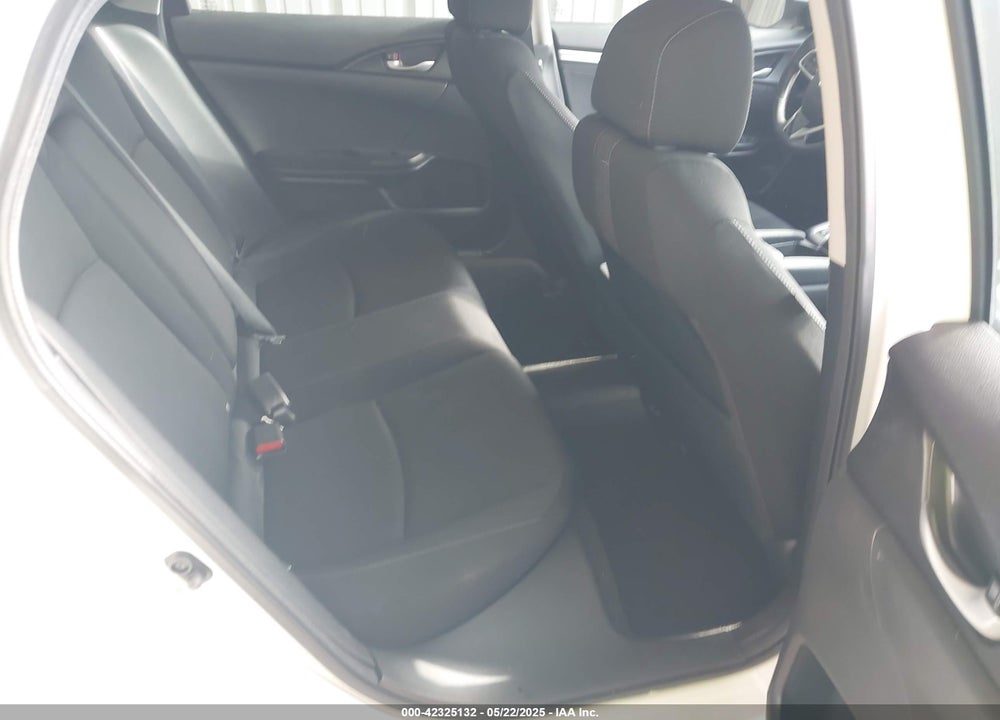 2019 HONDA CIVIC EX VIN: 19XFC1F32KE015439
