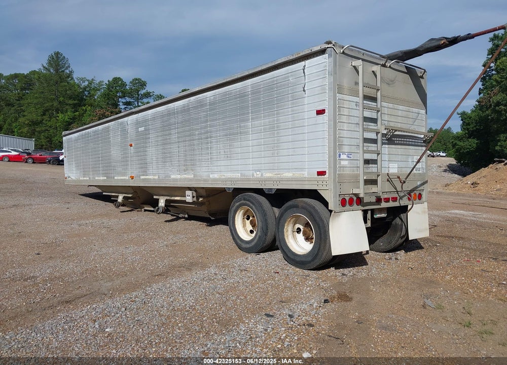 1998 TIMPTE --- VIN: 1TDH42229WB093910