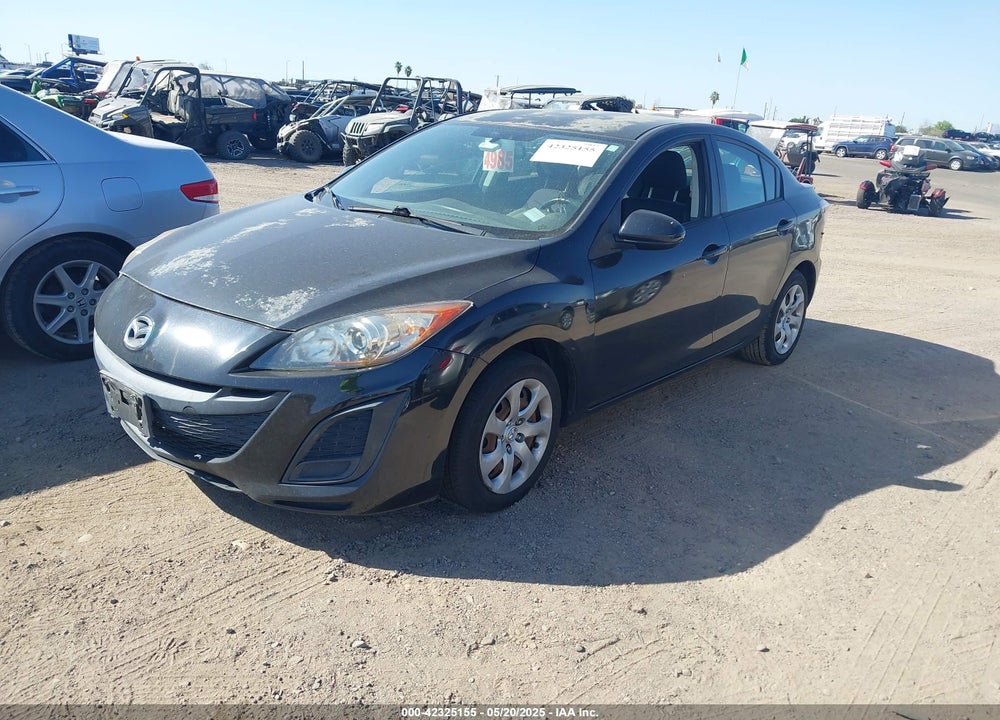 2011 MAZDA MAZDA3 VIN: JM1BL1UF2B1460469