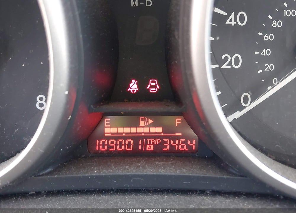 2011 MAZDA MAZDA3 VIN: JM1BL1UF2B1460469