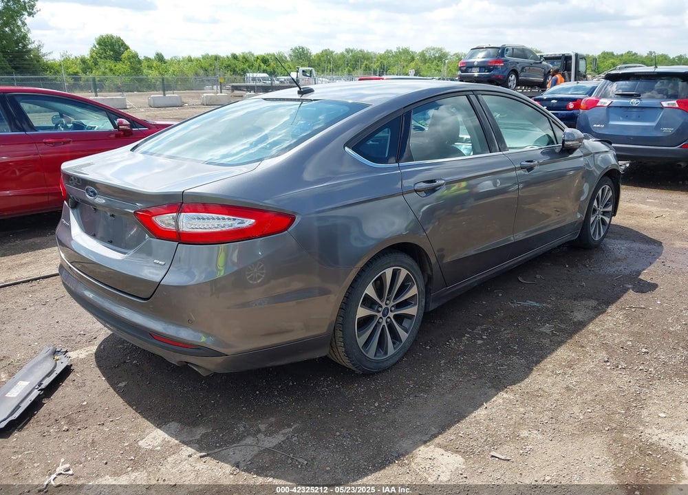 2014 FORD FUSION SE VIN: 1FA6P0H74E5376840