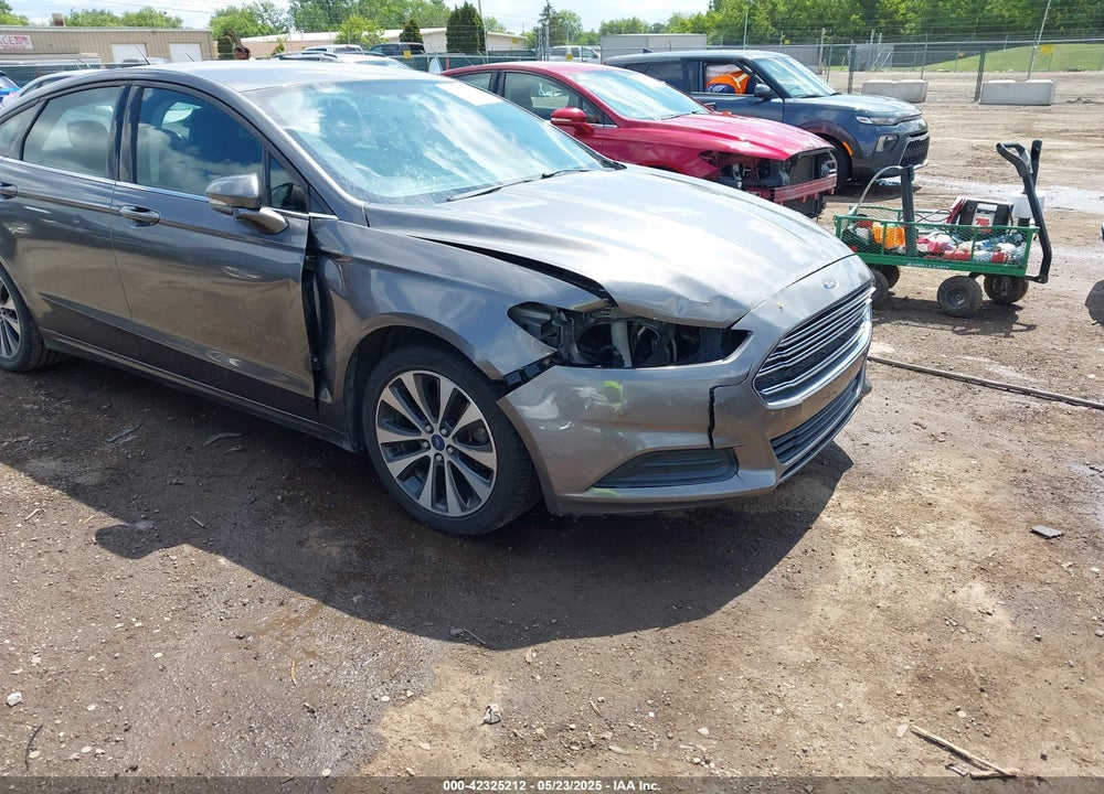 2014 FORD FUSION SE VIN: 1FA6P0H74E5376840