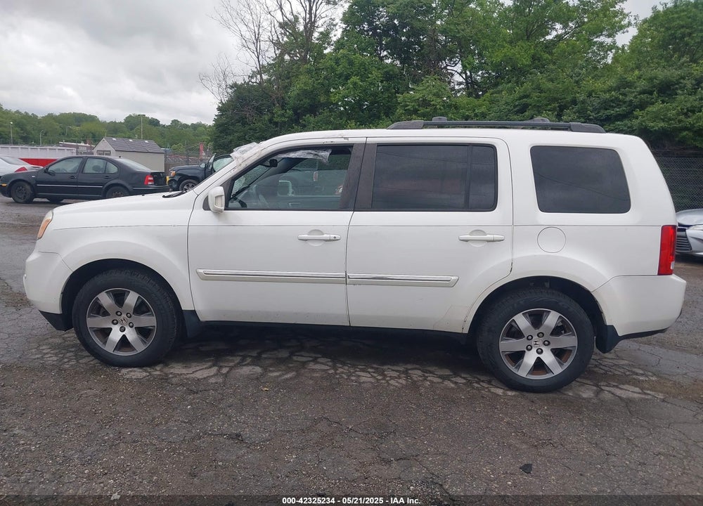 2014 HONDA PILOT VIN: 5FNYF4H95EB010298