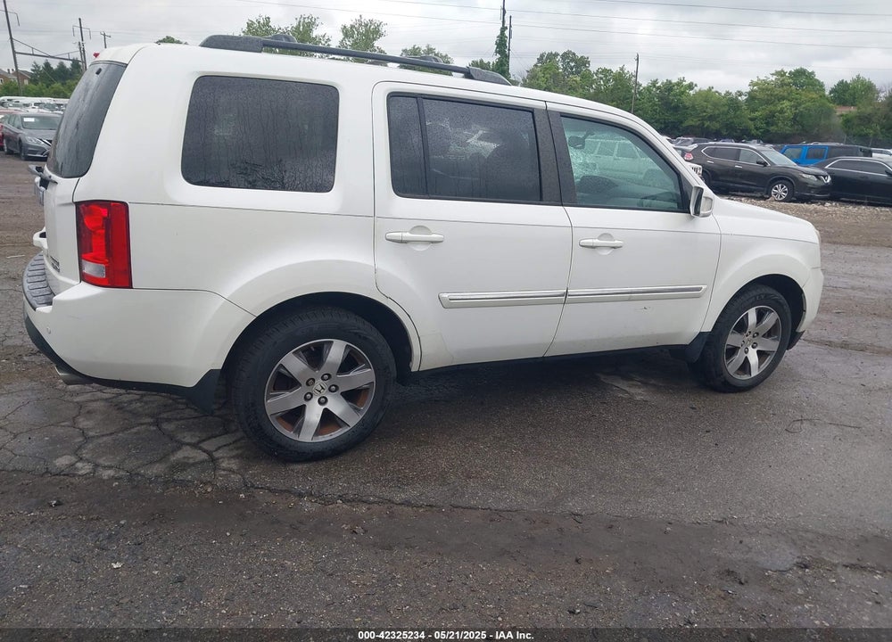 2014 HONDA PILOT VIN: 5FNYF4H95EB010298