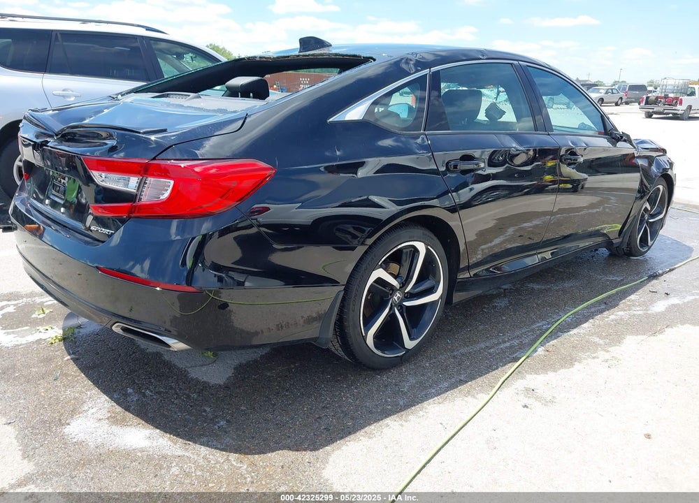 2018 HONDA ACCORD VIN: 1HGCV1F3XJA144741