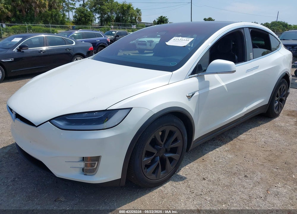 2016 TESLA MODEL X VIN: 5YJXCBE25GF029372