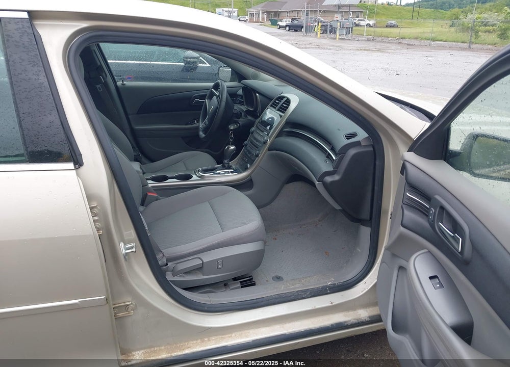 2013 CHEVROLET MALIBU VIN: 1G11B5SA9DF209640