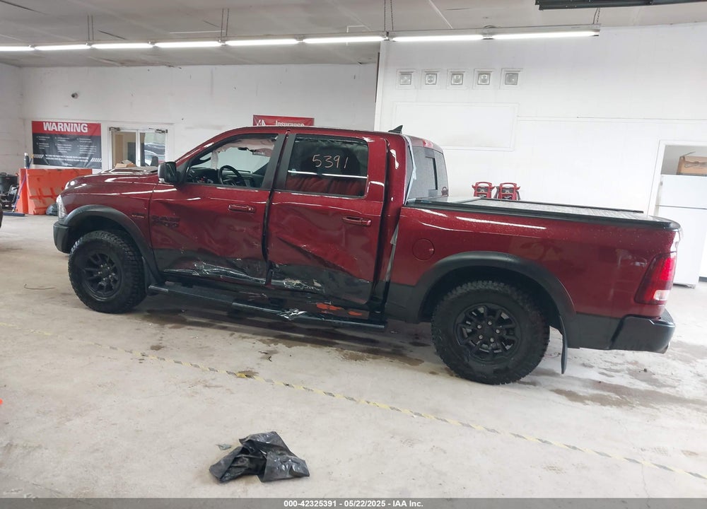 2017 RAM 1500 VIN: 1C6RR7YT8HS758860