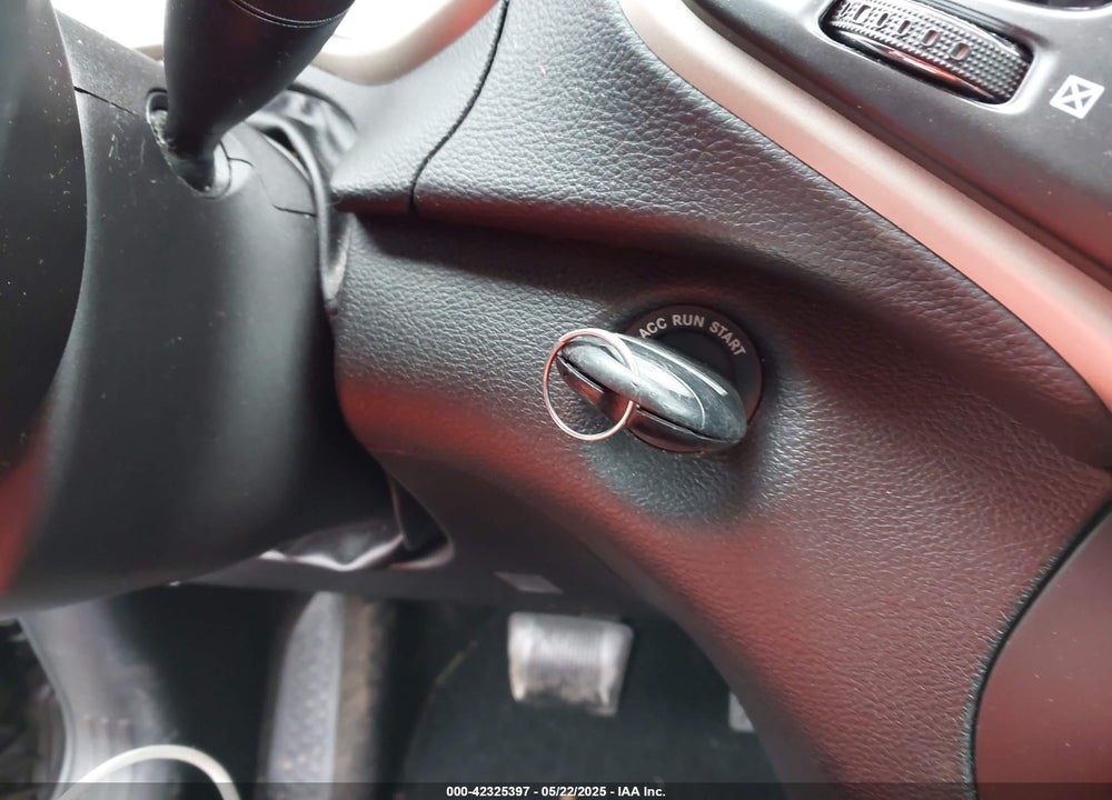 2015 JEEP CHEROKEE VIN: 1C4PJMCB9FW792395