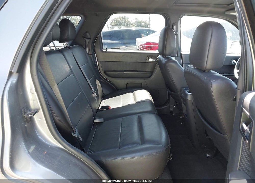 2010 FORD ESCAPE LIMITED VIN: 1FMCU9EG7AKB12713