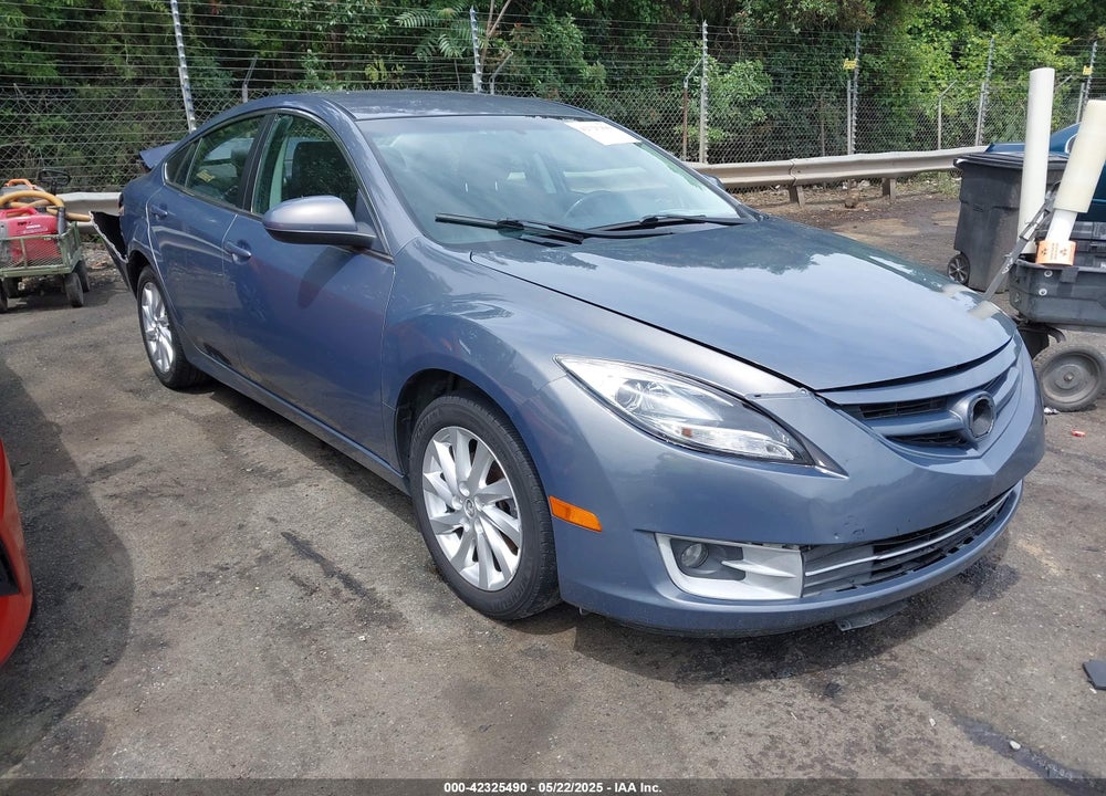 2011 MAZDA 6 I TOURING VIN: 1YVHZ8CH1B5M02716