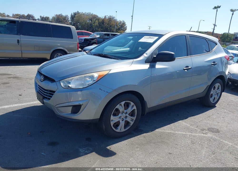 2010 HYUNDAI TUCSON VIN: KM8JT3AC9AU097548