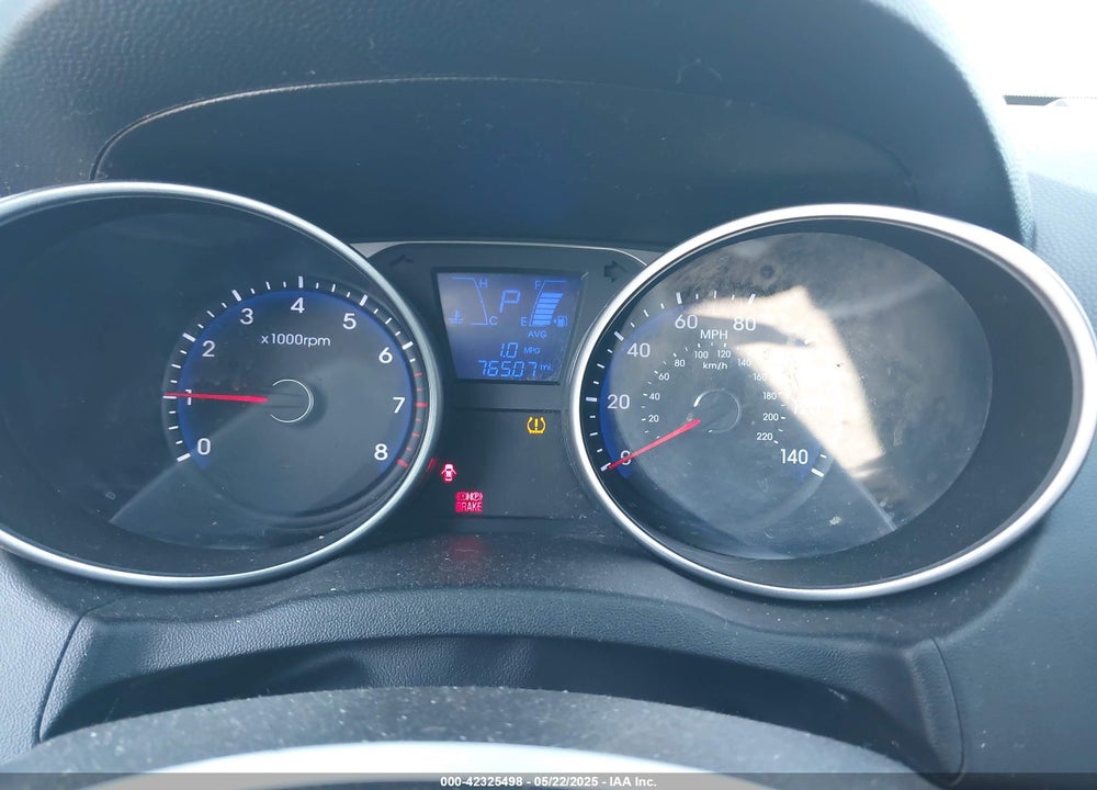2010 HYUNDAI TUCSON VIN: KM8JT3AC9AU097548