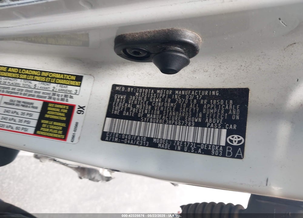 2017 TOYOTA COROLLA VIN: 5YFBURHE3HP667289