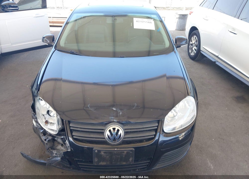 2010 VOLKSWAGEN JETTA VIN: 3VWRA7AJ1AM095491