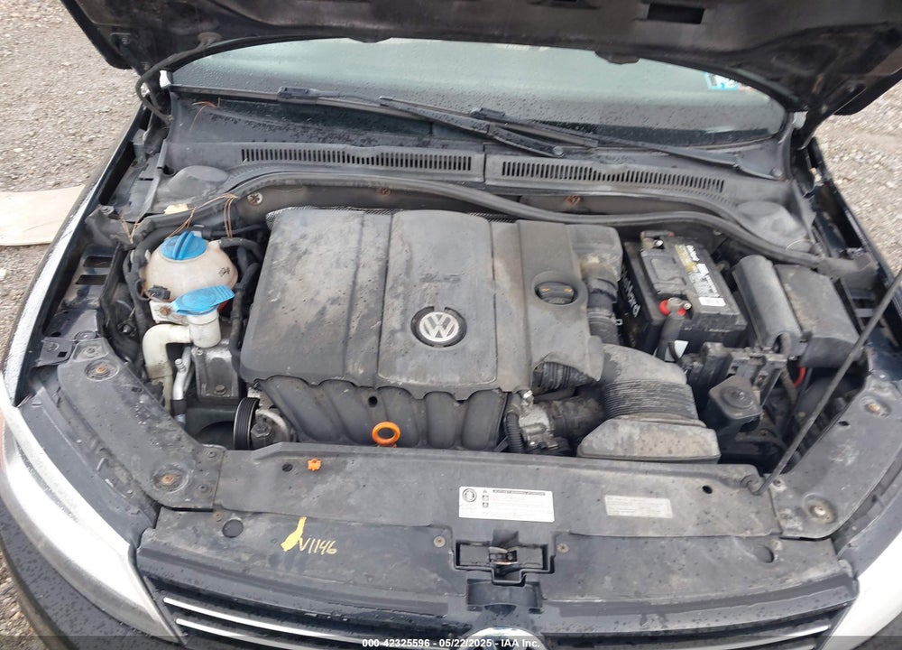 2013 VOLKSWAGEN JETTA VIN: 3VWDP7AJXDM289031