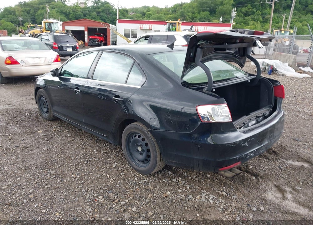 2013 VOLKSWAGEN JETTA VIN: 3VWDP7AJXDM289031