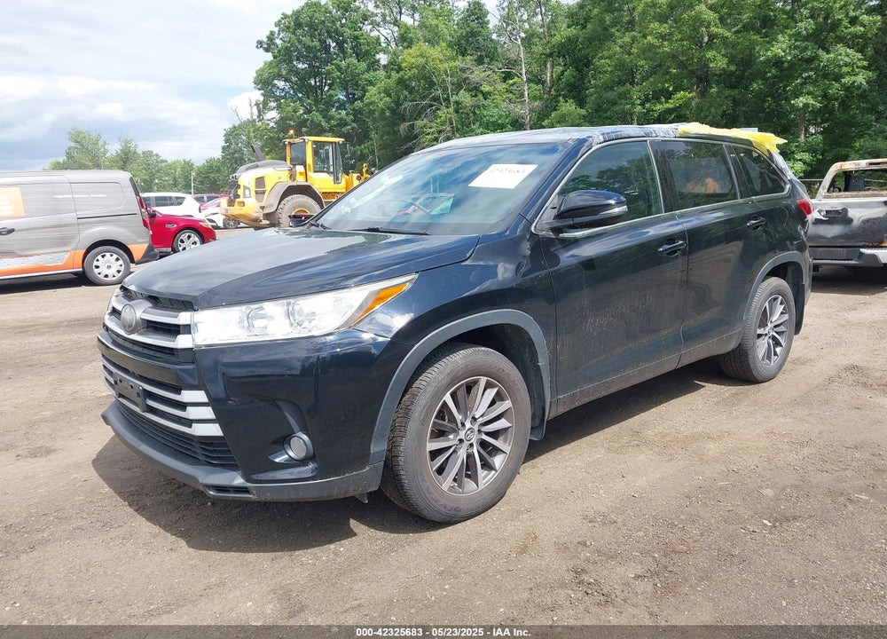 2018 TOYOTA HIGHLANDER VIN: 5TDJZRFH6JS844537