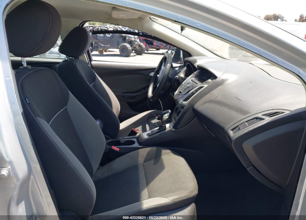 2014 FORD FOCUS VIN: 1FADP3F28EL306446