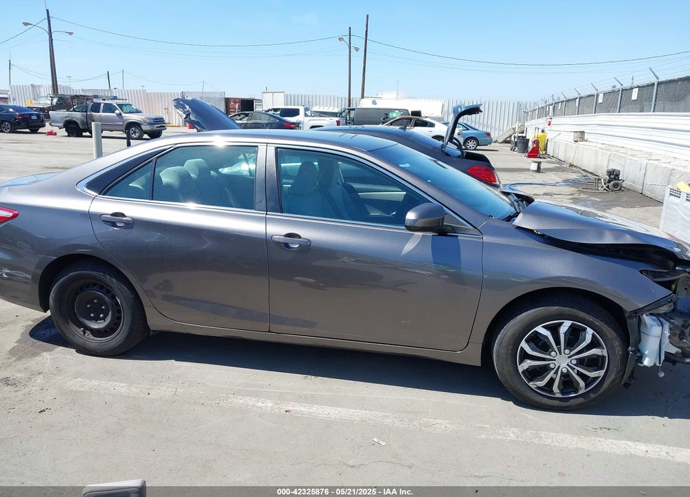 2017 TOYOTA CAMRY LE VIN: 4T1BF1FK6HU795867