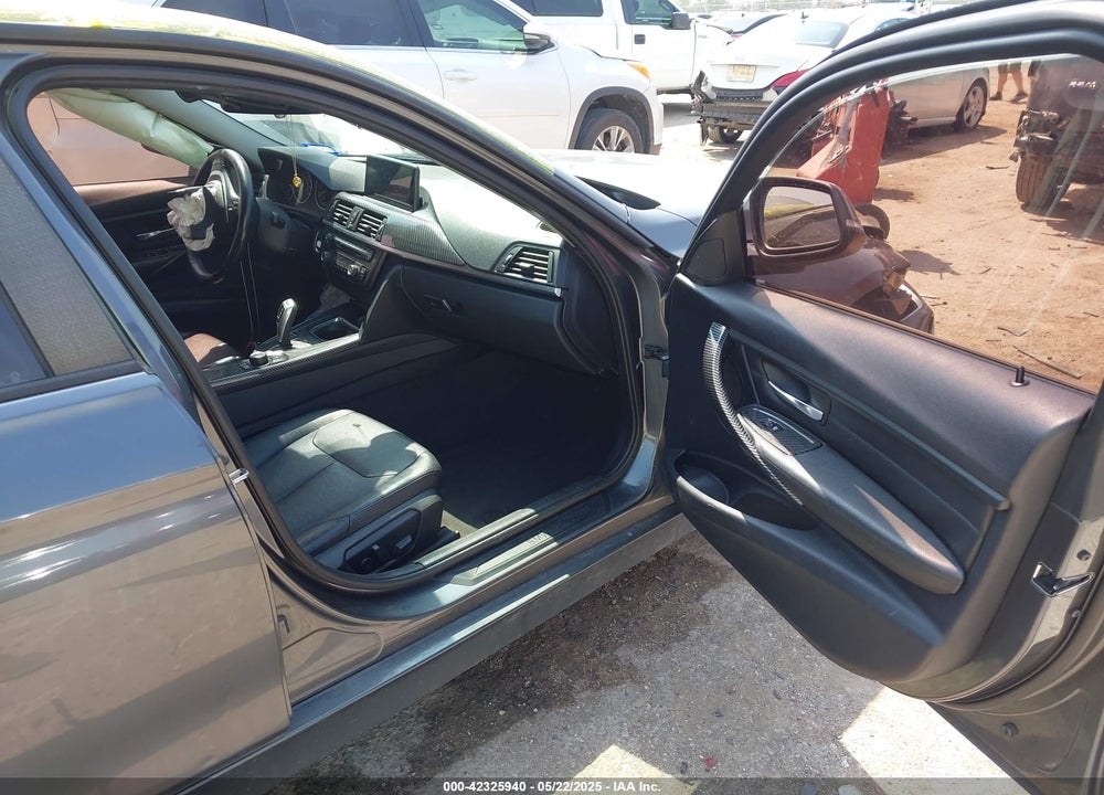 2014 BMW 3 SERIES VIN: WBA3A5G5XENP29672