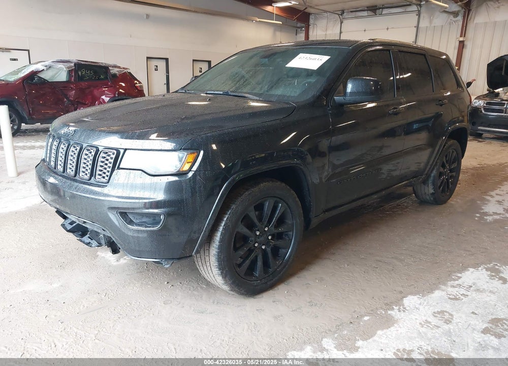 2017 JEEP GRAND CHEROKEE VIN: 1C4RJFAG3HC841307