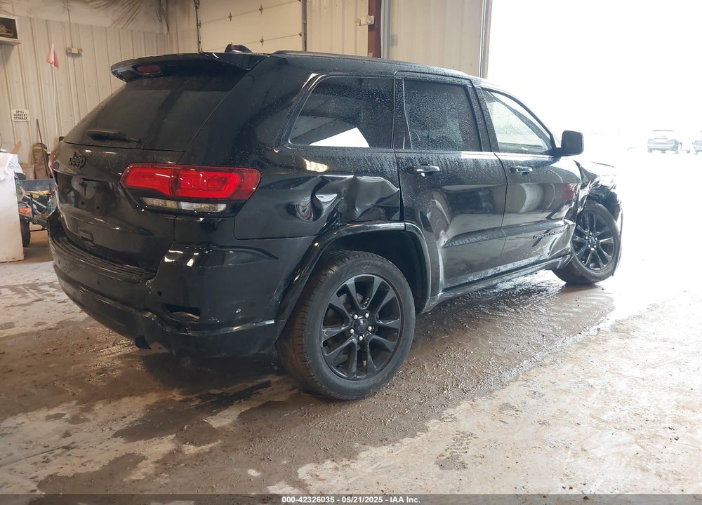 2017 JEEP GRAND CHEROKEE VIN: 1C4RJFAG3HC841307