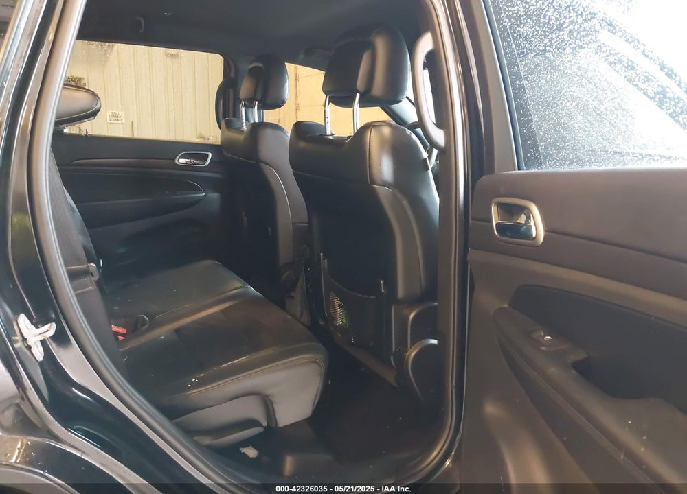 2017 JEEP GRAND CHEROKEE VIN: 1C4RJFAG3HC841307