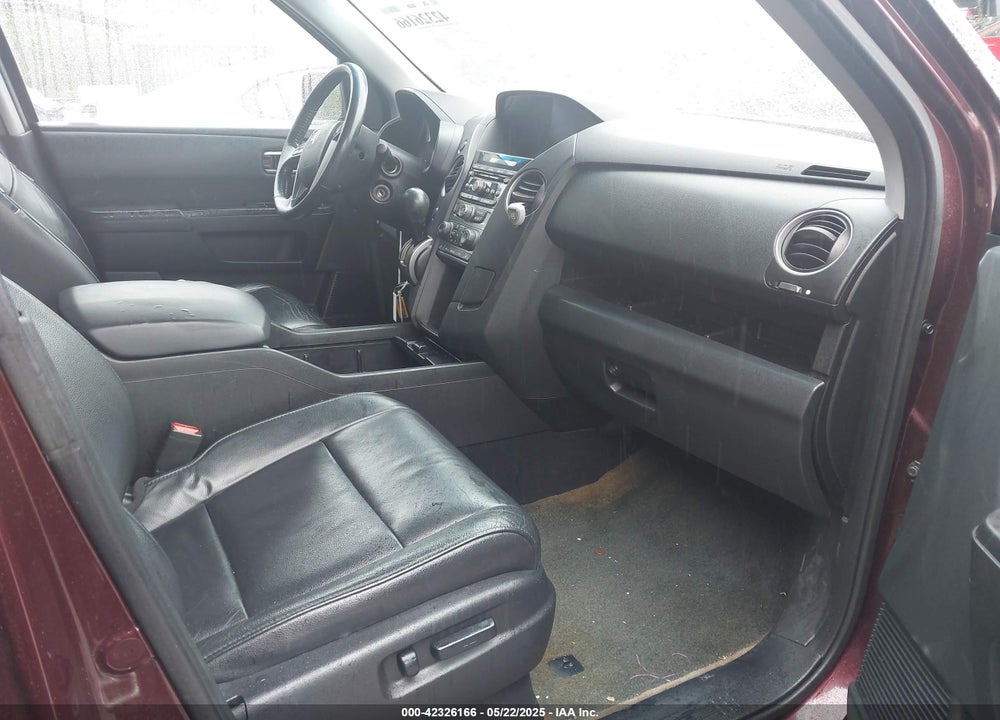 2014 HONDA PILOT VIN: 5FNYF4H51EB049905