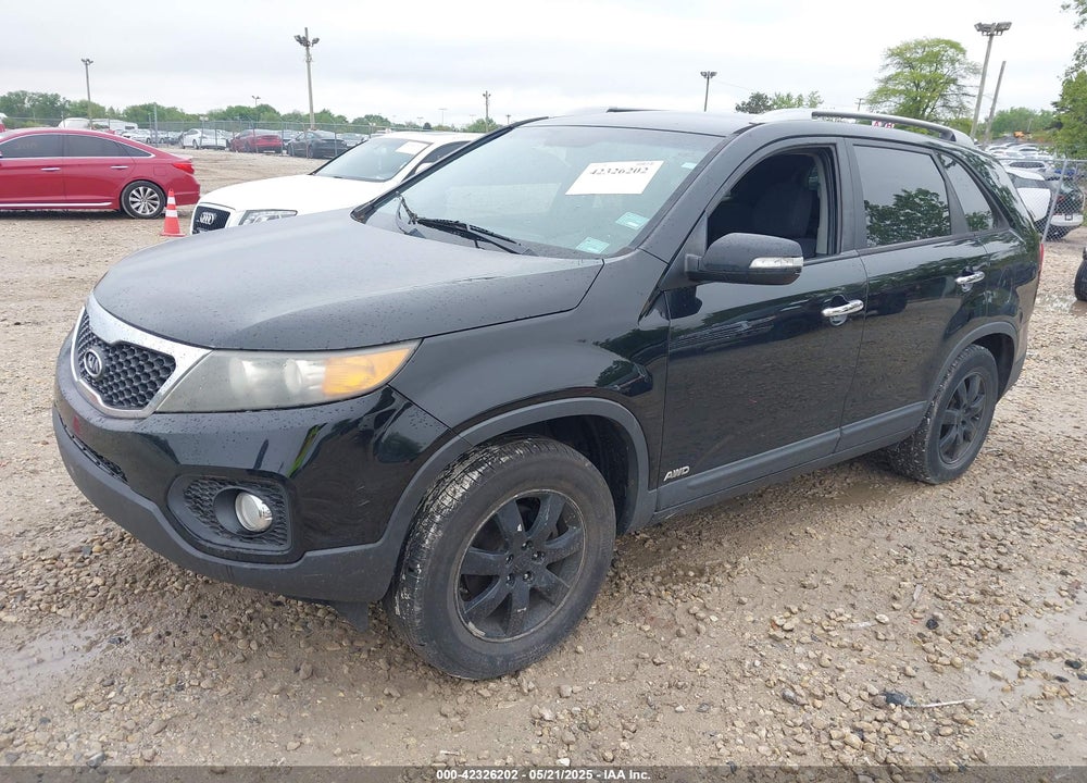 2012 KIA SORENTO LX VIN: 5XYKTCA68CG224992