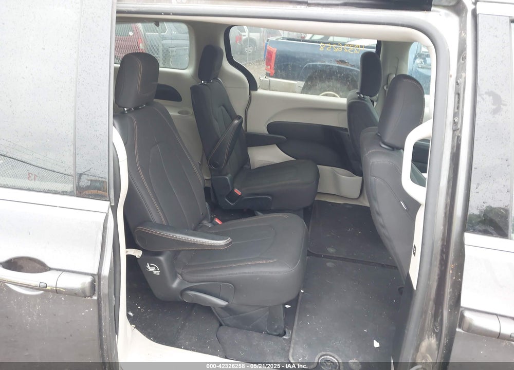 2017 CHRYSLER PACIFICA TOURING VIN: 2C4RC1DG6HR610501