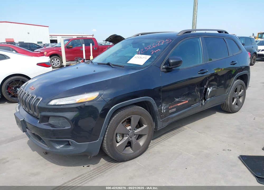 2016 JEEP CHEROKEE VIN: 1C4PJLCB8GW283975