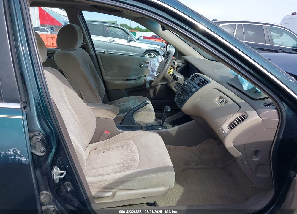1999 HONDA ACCORD EX VIN: 1HGCG5653XA017941