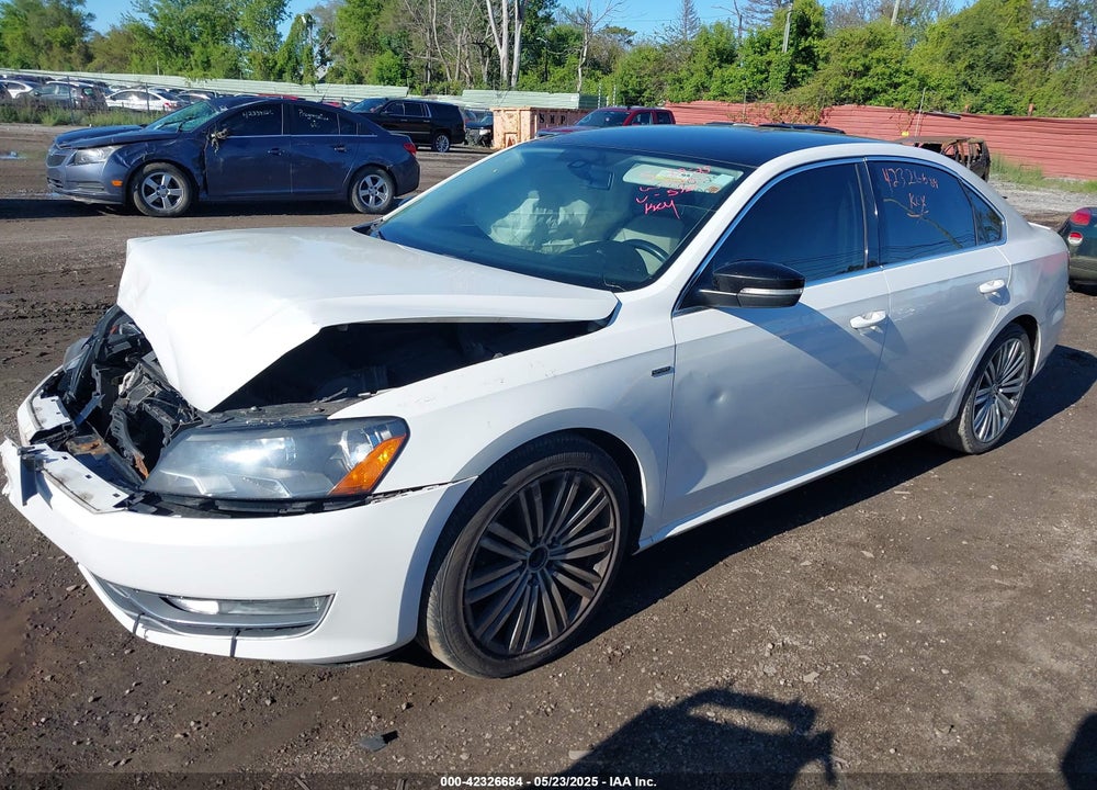 2015 VOLKSWAGEN PASSAT VIN: 1VWBS7A31FC075721