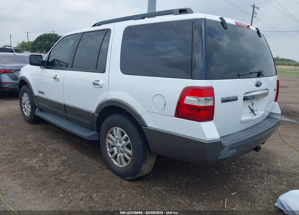 2007 FORD EXPEDITION XLT VIN: 1FMFU15507LA66934