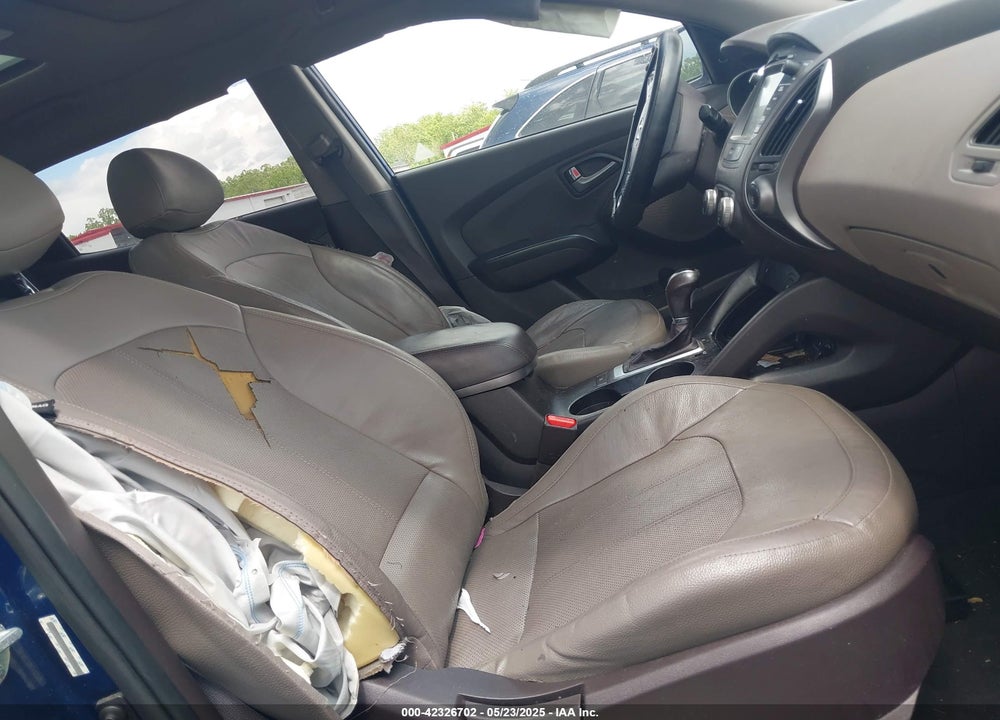 2014 HYUNDAI TUCSON VIN: KM8JU3AGXEU932854
