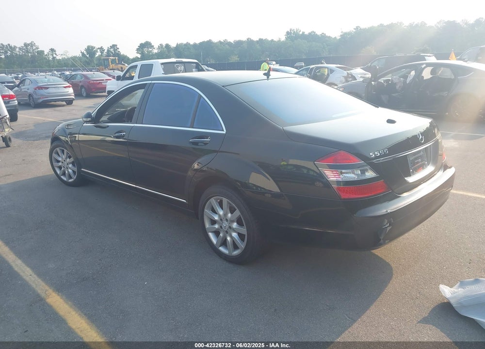 2007 MERCEDES-BENZ S 550 VIN: WDDNG71X27A080384