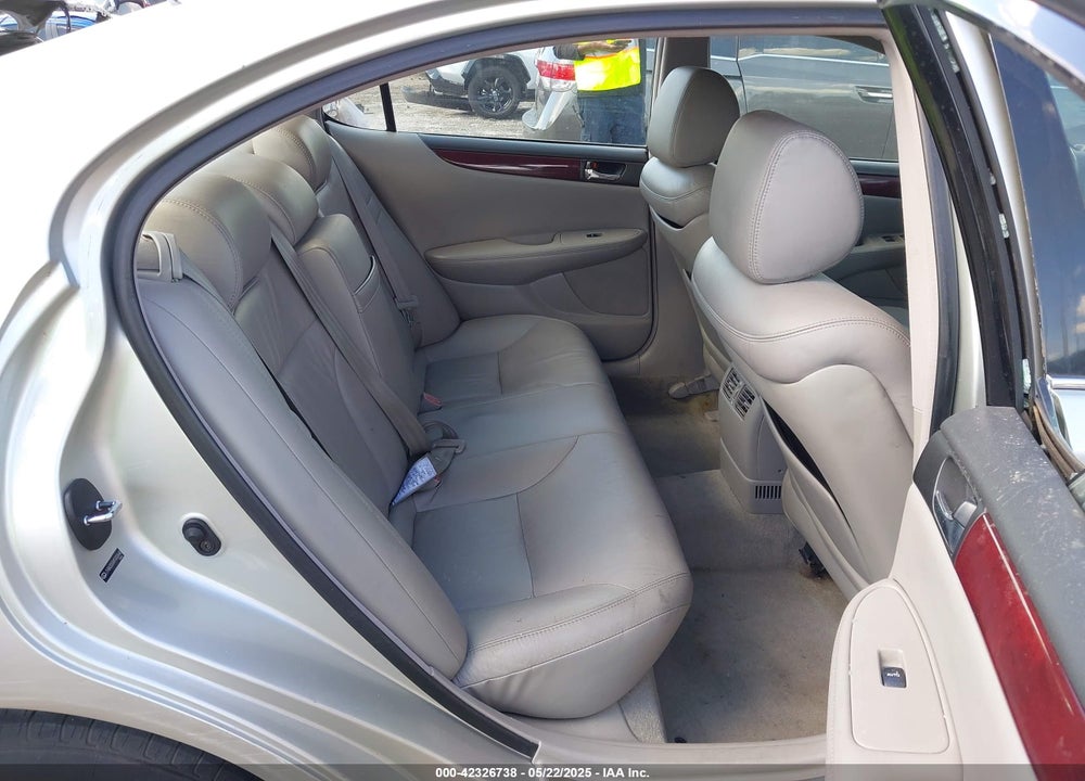 2004 LEXUS ES 330 VIN: JTHBA30G845000646