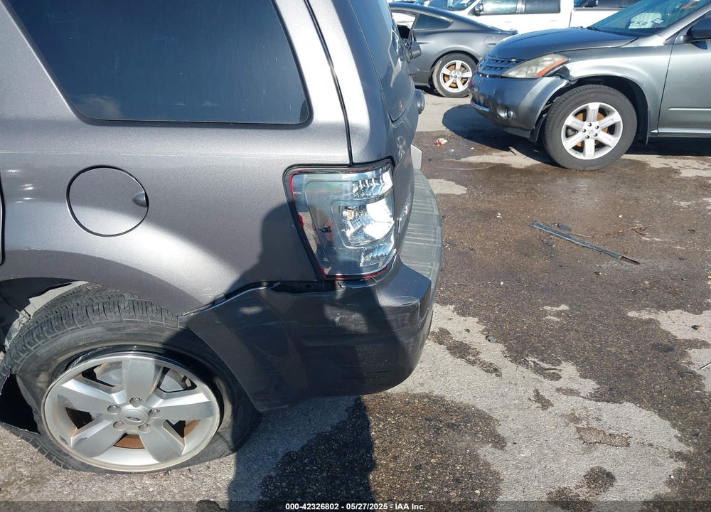 2011 FORD ESCAPE VIN: 1FMCU0D74BKB03028